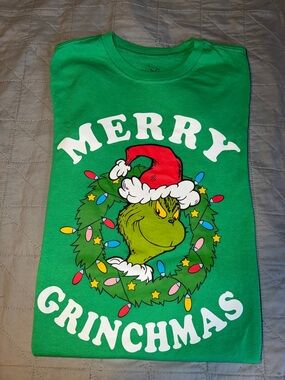 The Grinch Dr. Seuss “Merry Grinchmas” Green Youth Short Sleeve Christmas Shirt
